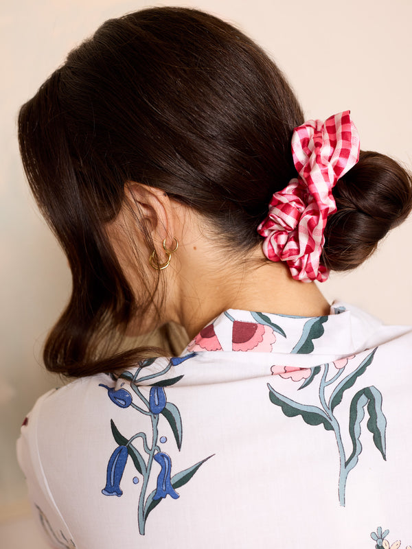 Satin Eye Mask & Scrunchie Pink Gingham