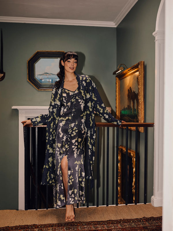 Womens Wool Silk Robe Black Hawthorn Collection